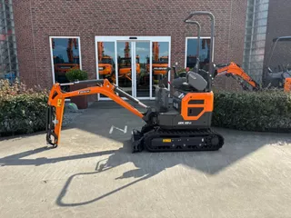 Doosan Develon DX10Z-7