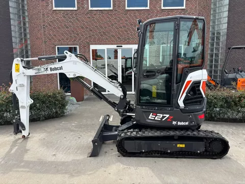Bobcat E27Z