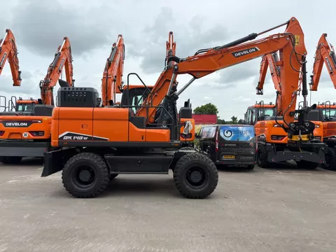 Develon DX140W-7